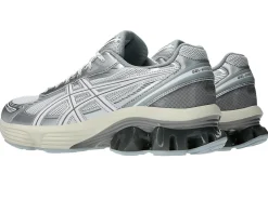 Asics GEL-KINETIC FLUENT WHITE/WHITE Sko Hvit Og Sølv