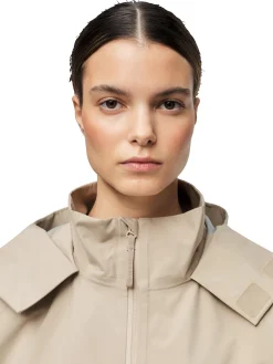 Blæst Voss Poncho Beige Jakke Beige