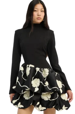 ROTATE 3D Flower Bubble Dress Kjole Sort Og Hvit