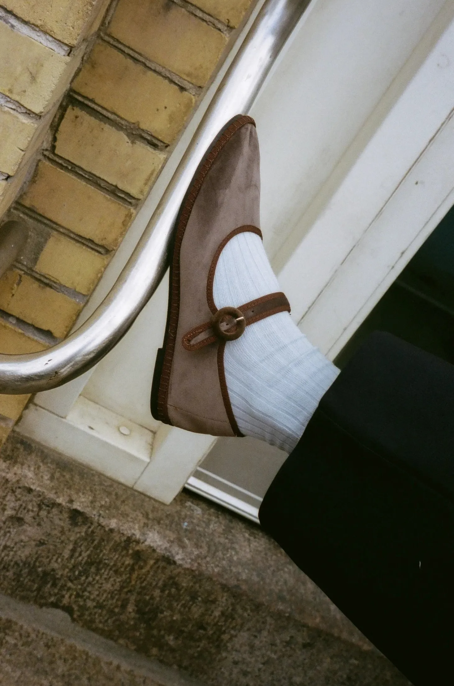 Yori Jomo Mary Jane Flats Velluto Sko Brun